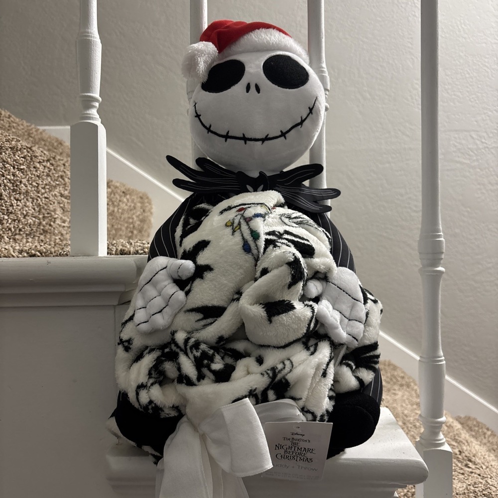 Nightmare Before Christmas Jack Skellington Holiday Pillow Buddy & Throw Blanket